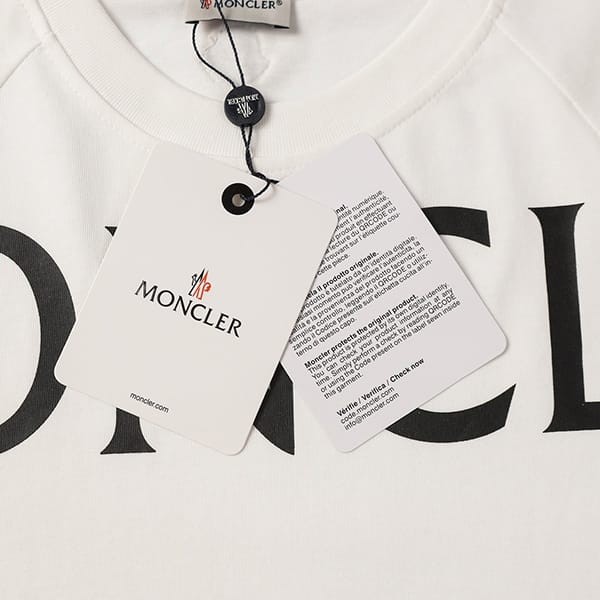 希少モンクレール フェイク ロゴ パッチポケット Tシャツ 2色 mom52546